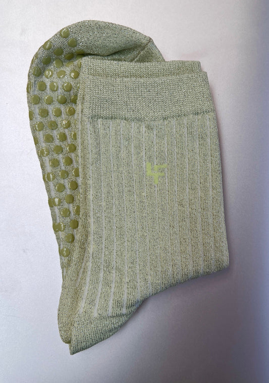 Glitter grip socks for Pilates, yoga and barre in ‘Matcha’